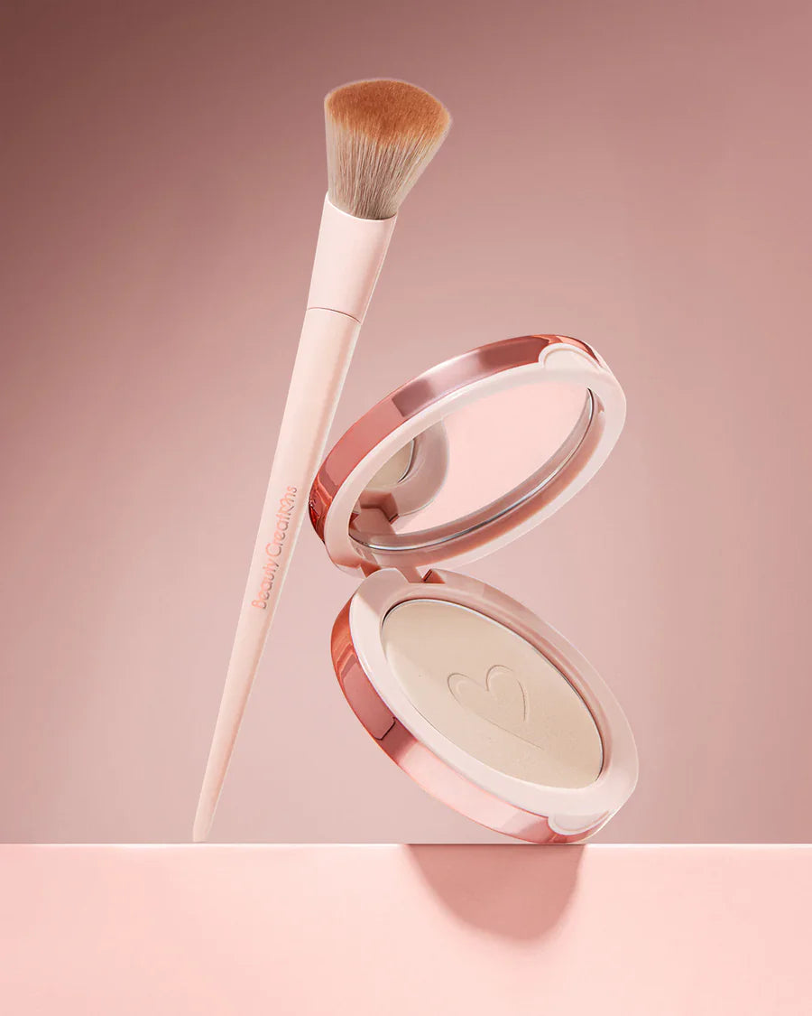 BEAUTY CREATIONS- PRETTY PRESSED- PRECISION POWDER BRUSH