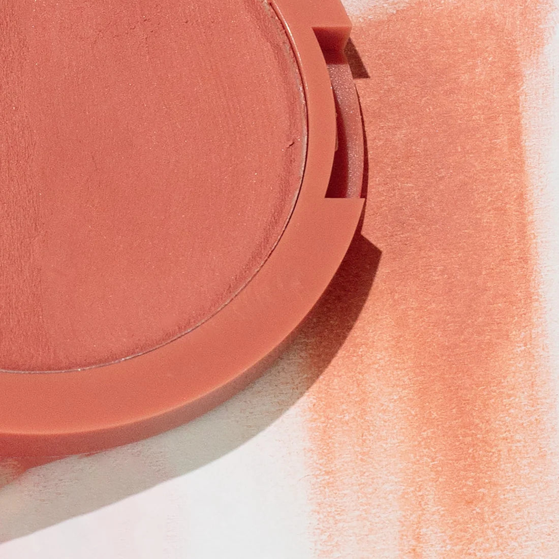 ITALIA DELUXE CLOUD SOFT POWDER BLUSH