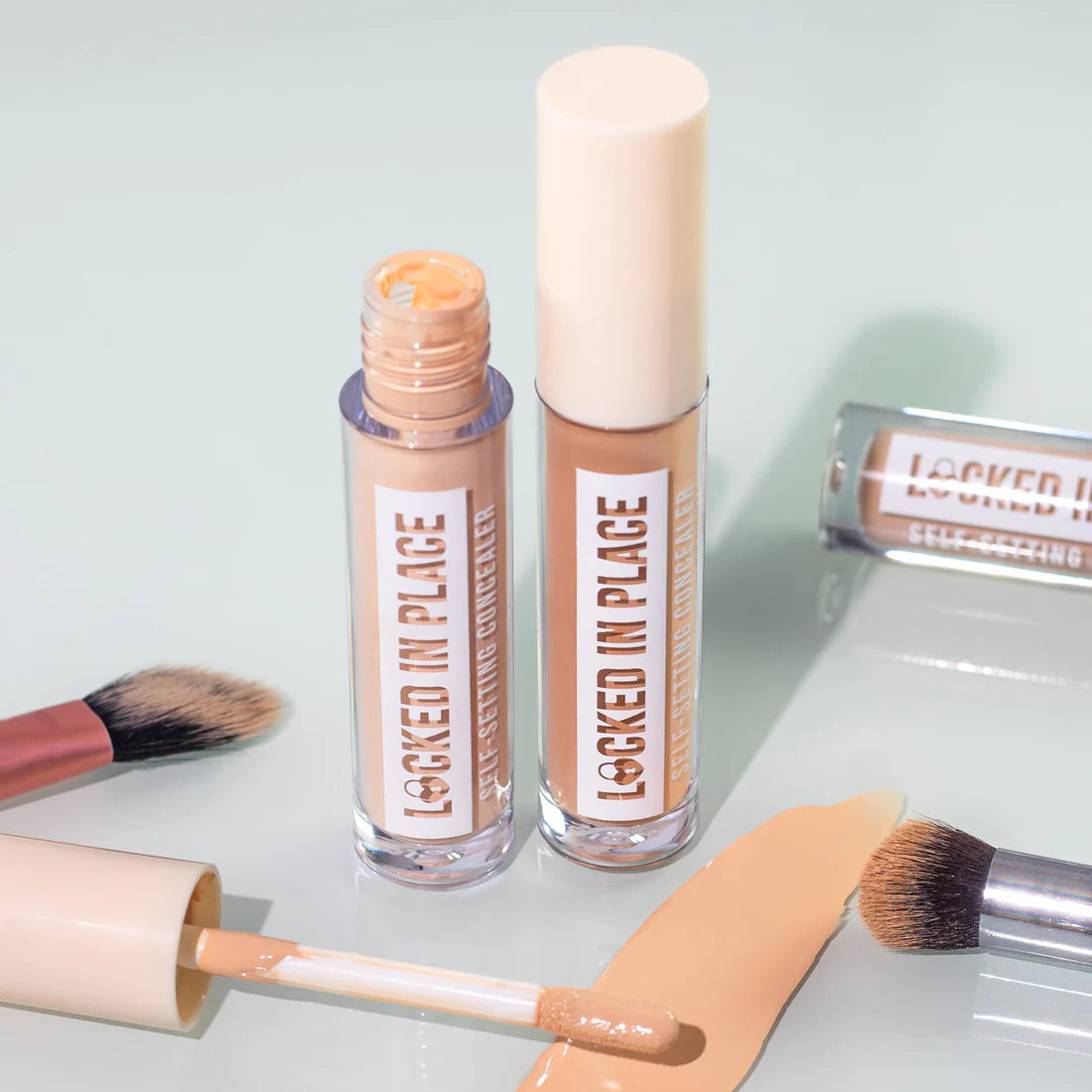 ITALIA DELUXE LOCKED IN PLACE CONCEALER