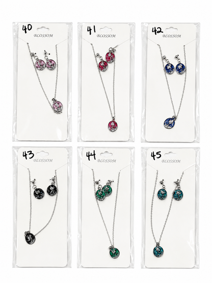 VINTAGE NECKLACE SET