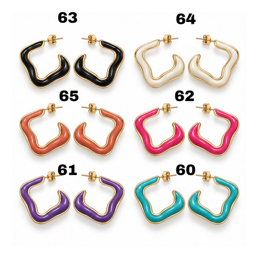 SCULPTED HEART HOOP EARRINGS