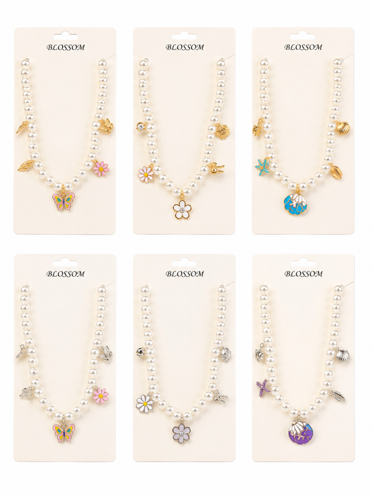 CHARM PEARL NECKLACE