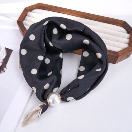 Pearl Magnetic Closure Neck Scarf