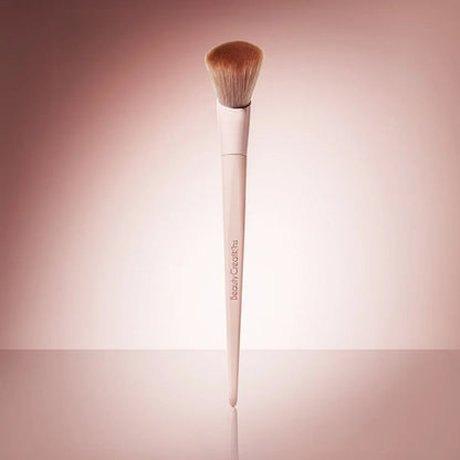BEAUTY CREATIONS- PRETTY PRESSED- PRECISION POWDER BRUSH